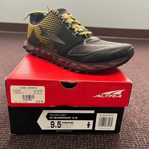 Altra Superior 4.5 NWT